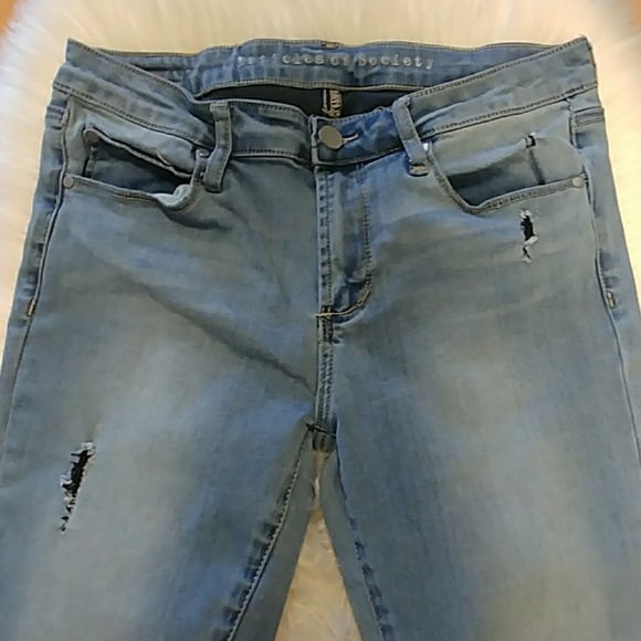 HP!!  🎉 Articles of Society Distressed Crop Jeans-#416 - Picture 3 of 9